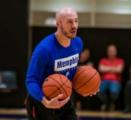 https://img.833zhibooo.com.cn/img/basketball/player/b02928960a1327b25feff8ebebcab9ec.png